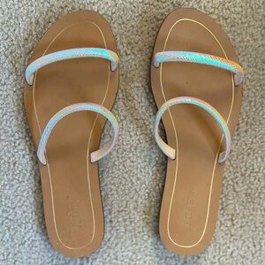 💕J. CREW IRIDESCENT SANDALS💕